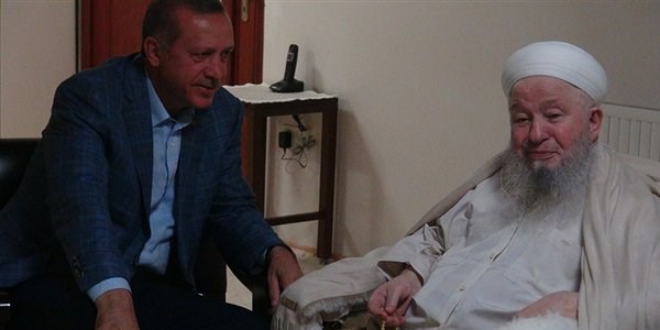 Erdoğan'dan Mahmut Efendi'ye ziyaret