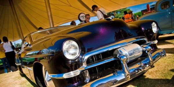 Efsane otomobil Cadillac Cadzilla