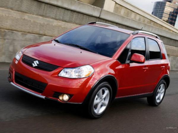 Suzuki SX4 1.6 100 Km'de 6.2lt yakıt tüketiyor.