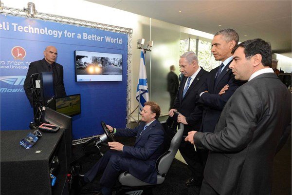 <p><b>Mobileye</b></p>  Mobileye 2016 yılında kaza tehlikesinde otomatik pilotu uyaracak kameralar üretmeye başlayacak.