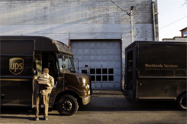 48- UPS  <br>Marka değeri 19,431 milyar dolar.</br>