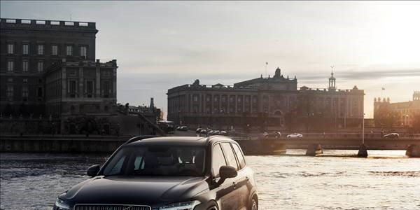 Volvo XC90 First Edition