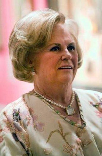 <br><b>20. Jacqueline Mars (22 milyar dolar)</b></br>  Forbes dergisinin açıkladığı ''ABD'nin en zengin 400 kişisi'' listesinde bu yıl lider değişmedi ancak teknoloji dünyasından yeni isimler de sıralamaya girdi.