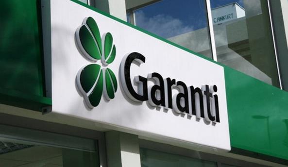 <p>Garanti Bankası</p>  Bayrama özel kredi kampanyası ile 9 ay vadeli 3 bin lira krediyi yüzde 0.95 faiz oranıyla veriyor. Kredinin dosya masrafı için 15 lira alınıyor. En fazla 100 bin lira ve 36 ay vadeye kadar kredi kullanılabilecek tüketiciler, ihtiyaç duymaları halinde kredilerinin vade ve taksitlerini değiştirebiliyor ya da ek kredi alabiliyor.
