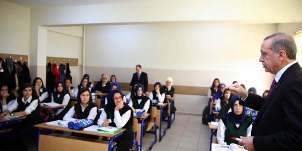 Erdoğan'dan öğrencilere ders