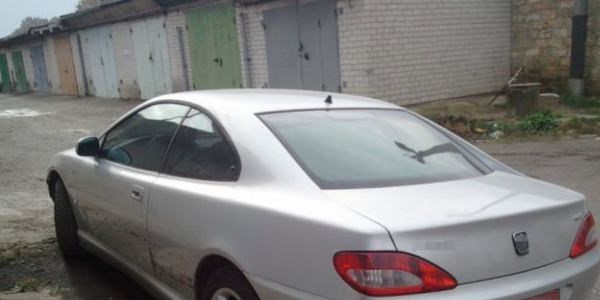 Önce limuzine sonra Ferrari'ye çevirdi