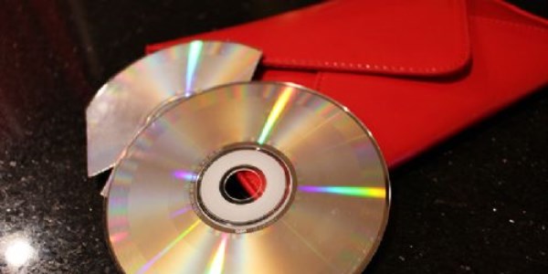 CD'lerinizi çöpe atmayın!