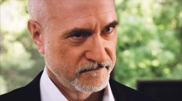 Aron Feller (Osman Soykut)