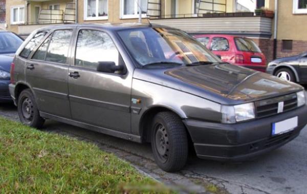 Otomobil markası : Fiat Tipo 1996<br>  2. El fiyatı :10.500 TL