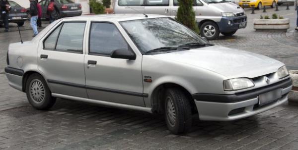 Otomobil markası : Renault R19 1.6 Europa 1998<br>     2. El fiyatı : 12.500 TL