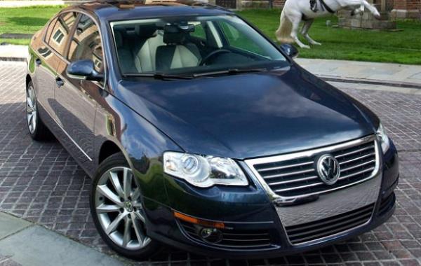 Otomobil markası : Volkswagen Passat 2.0 TDi Comfortline 2006   <br>  2. El fiyatı : 43.250 TL