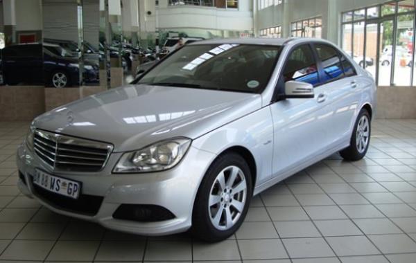 Otomobil markası : Mercedes-Benz C180 2011   <br>  2. El fiyatı : 84.750 TL