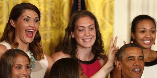 Başkan Obama'ya kulak yaptılar!