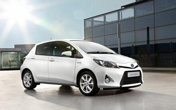 Toyota Corolla 1.33 Life için peşinat tutarı 19.000 TL ve son ödeme tutarı 2.489 TL’dir.