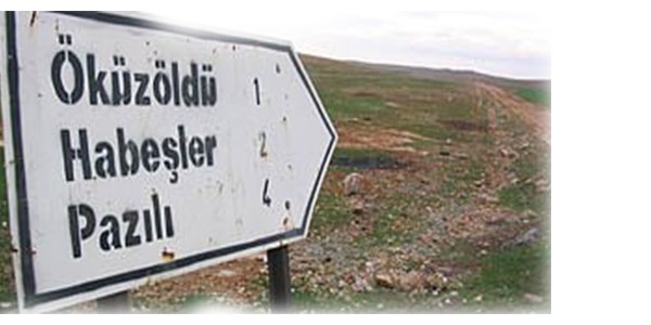 Görenleri şaşırtan köy isimleri