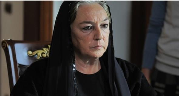 Son olarak Racon dizisiyle ekranlara gelen, tiyatro, sinema ve dizi oyuncusu Tomris ncer,5 Ekim 2015`te 67 yanda yaamn yitirdi