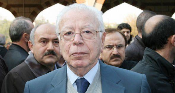 MT eski Mensubu, gazeteci yazar profesr Mahir Kaynak 14 ubat 2015`te 81yanda hayatn kaybetti.