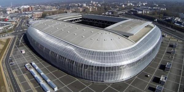 Stade Pierre Mauroy - Lille (50.000)