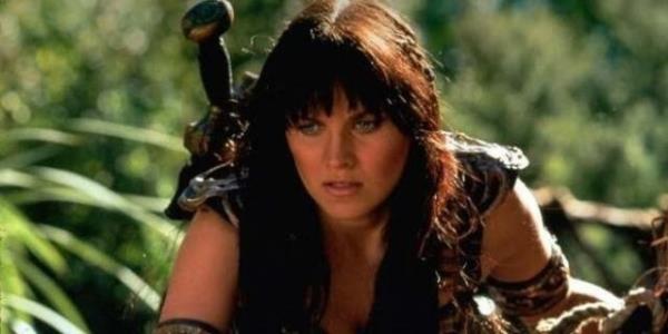 Zeyna'ya hayat veren Lucy Lawless'n yapt aklamayla Zeyna'nn ekranlara dnecei dedikodusu hzla yaylmaya balad.