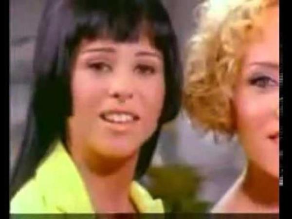 Piyano dersleri de veren Ebru Kran, mzik dnyasnn iinde almalarn srdryor.