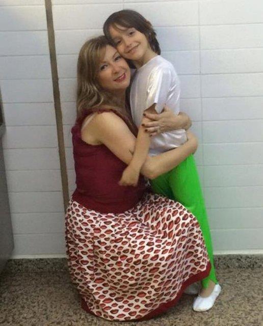 2006 ylnda evlenen Serap Trk, halen dans retmenlii yapyor.