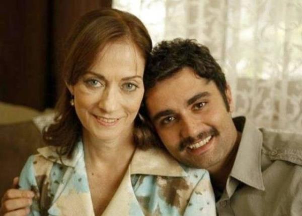 Sonra da bir ok dizide oynad.