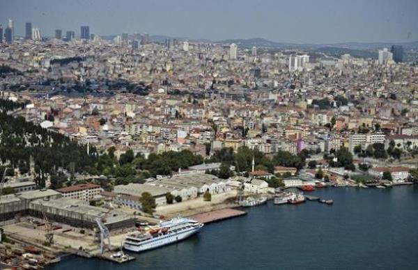 Yeni zamlardan emlak vergileri de nasibini alacak. Emlak vergisi yzde 2.79 orannda artacak.