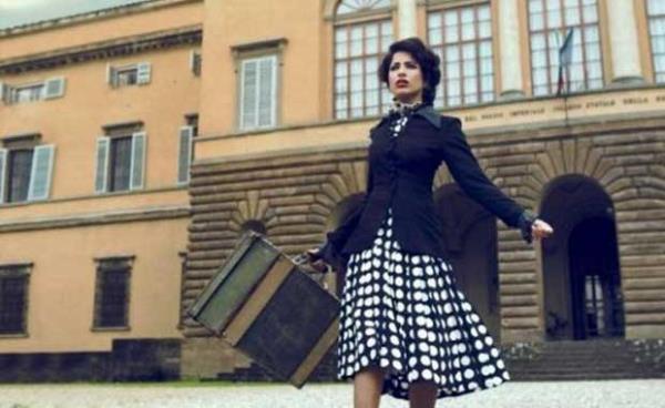 Bo valizle dolamak  <br>  Kolombiyallar iin sokan evresinde bo bir valizle biraz dolanmak, btn yln gezerek geecei anlamna gelir.