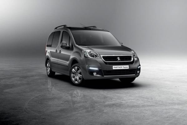 Peugeot<br>  Peugeot&#8217;nun ticari ara modelleri Partner Tepee ve Bipper Tepee modelleriyse, 20.000 TL iin 20 ay %0 faizli kredi imkanyla satn alnabiliyor