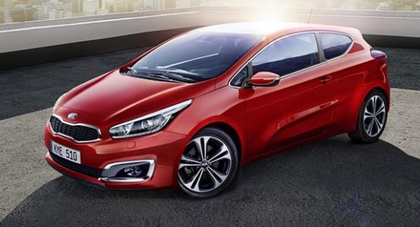 Kia<br>  Ayrca markann hafif ticari arac K2500, aralk aynda 49.300 TL&#8217;den balayan l fiyatlarla sunuluyor ve mteriler kampanya kapsamnda, 2.400 TL&#8217;ye yakn indirimden yararlanabiliyor.