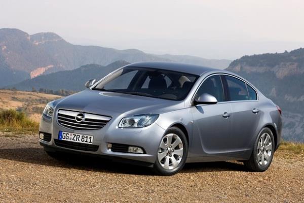 Opel<br>  Ayrca 1.6 litre dizel-otomatik Insignia 100 bin 900 TL balayan fiyatlarla satn alnabiliyor. Insignia modeli iin "imdi Al Bir Yl Sonra de" kampanyas ile otomobil severler ilk taksit demelerini 12 ay sonrasnda gerekletirilebiliyor. Kampanya kapsamnda otomobil bedelinin yzde 50'si kredilendirilebilecek olup 50 bin liraya 36 ay vadeli yzde 1.27 faizli kredi imkan sunuluyor