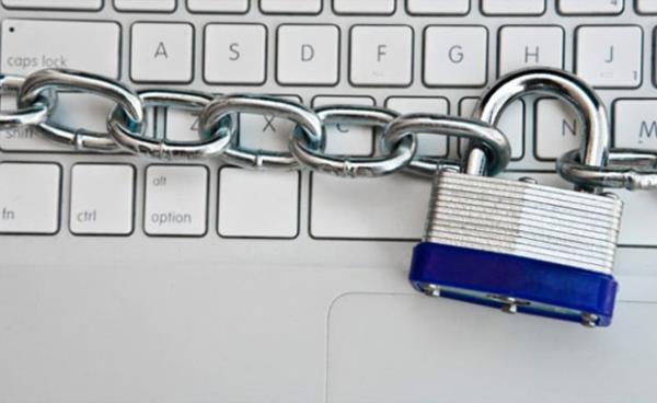 Mfetti Sands, ltfen kontrol odasna gidiniz.&#8221; BBC'de yer alan makaleye gre, ngiltere&#8217;de herhangi bir metro ya da tren istasyonunda bu anonsu duyduunuzda sizi ilgilendirmedii iin dikkat etmeyeceksiniz.