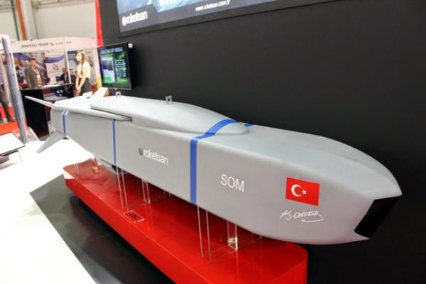 250 kilometre menzildeki hedeflerini tam isabetle vurabiliyor. SOM-J teslimat 2016&#8217;da.