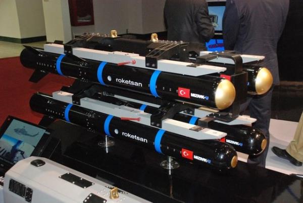 MIZRAK: TSK&#8217;nn zrh delici tanksavar ihtiyacn karlamak amacyla gelitirildi. Orta menzilli (OMTAS) ve uzun menzilli (UMTAS) fzeleri Mzrak-O ve Mzrak-U olarak adlandrld.