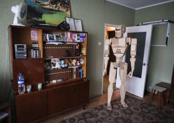 Vin operatr olarak alan Balandin'in, 500 paradan oluan modeli tamamlamas 6 ay srd.