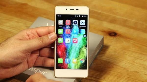 <p>CASPER VIA V10</p>  <p>Ekran boyutu: 4.8 in</p>  <p>lemci: 4 ekirdekli 1.2 Ghz</p>  <p>RAM: 2 GB</p>  <p>Kamera: 8 MP</p>  <p>Depolama: 16 GB</p>