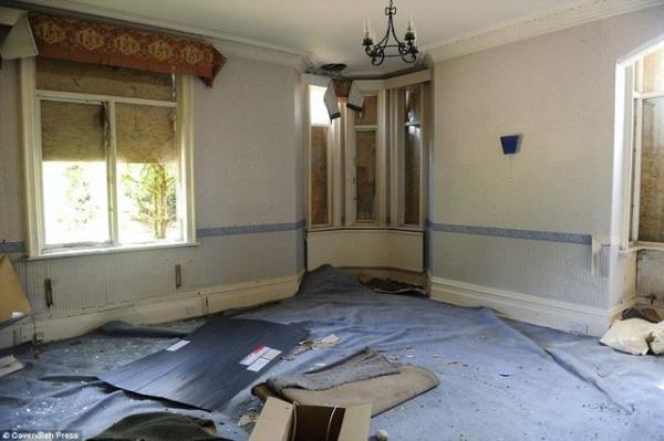 Aydnlanma sorunu hasar ve demelerinde olan zararlar gerekesiyle, bu grkemli konak gecekondu statsne girmitir.