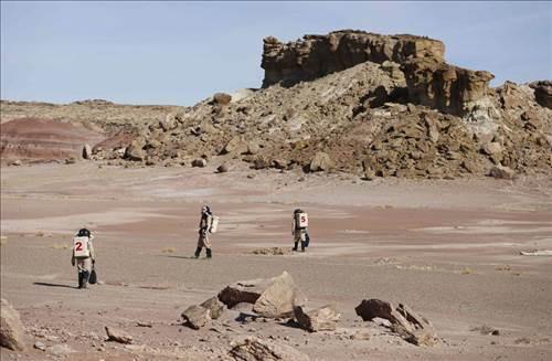 Bugn Gazetesi'nin haberine gre Adaylarn hem yazl aklamayla kendilerini tantmalar hem de ksa bir videoyla neden byle bir ie giritiklerini anlatmalar isteniyor.