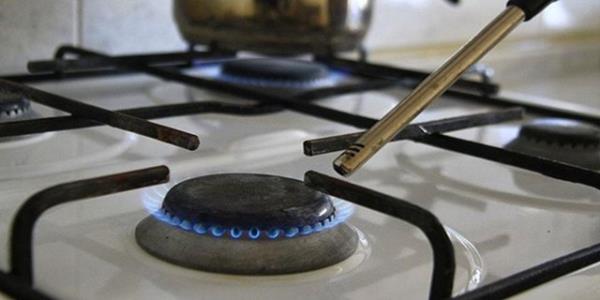 Frnlarda, metal yerine seramik ve cam piirme kaplar kullanlmasn tavsiye eden Akbal, piirme sresinden 5 dakika kadar nce frnn kapal konuma getirilmesi gerektiini anlatt.