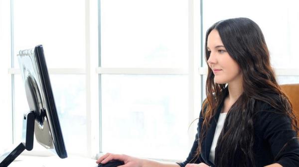 2015 ylnda bekr bir ii ya da memur olmak zere tm cretlilere, aylk maann dnda denen AG tutar 90.11 lira oldu. 2016 ylnda ise bekr bir cretlinin alaca AG tutar 123.43 liraya kacak. AG'den dolay aylk art 33.32 lira olacak. Ein alp almamas ve ocuk saysna gre alnan AG tutar deiiyor.