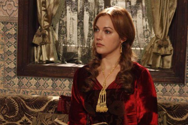 Ancak nl oyuncunun Trkiye'de yeni bir szleme imzalamas iin kontratna koyaca olmazsa olmazlar var.