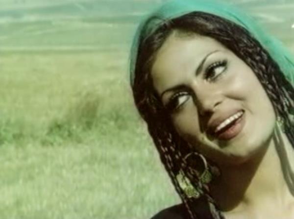 Set sabah 08.00'de balar, akam 19.00'da biter.