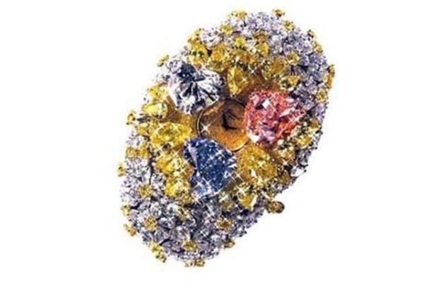 201 karat elmasl Chopard saat  <p>  25 milyon dolar.