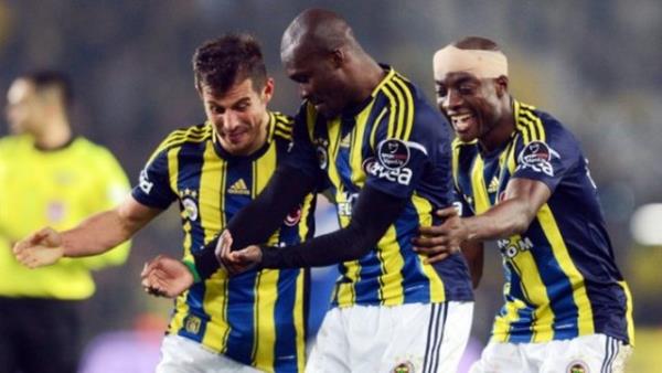 Lig tarihinde - En iyi sezon balangc: 2009-2010 sezonundaki ilk 8 man da kazanan Fenerbahe.