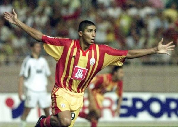 Bir mata - En ok gol atan yabanc futbolcular: Galatasarayl Mario Jardel (2000-2011 sezonunda Erzurumspor'a), Fenerbaheli Alex de Souza (2010-11 sezonunda Ankaragc'ne) (5 gol)