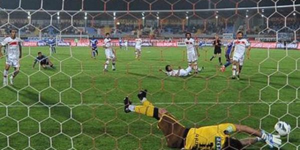 Lig tarihinde - En ok gol atlan hafta: 1995-1996 sezonunda 8., 1997-1998 sezonunda 30. haftalar (43 gol)