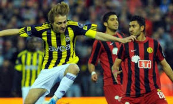 Bir mata - En ok penalt atan takm: 1986-1987 sezonunda Fenerbahe-Eskiehirspor manda Fenerbahe (4)