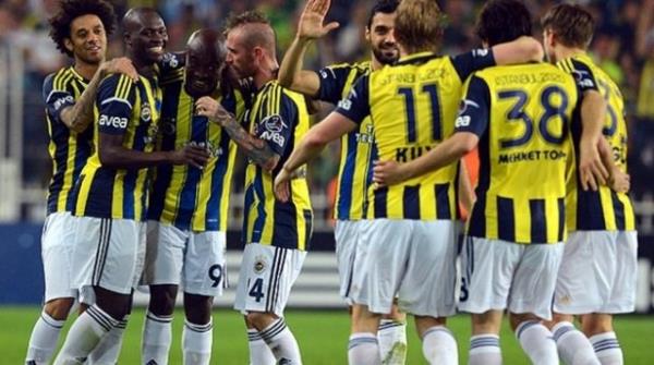Lig tarihinde - En iyi ikinci yar performans: 2010-2011 sezonunda 17 mata 16 galibiyet, 1 beraberlikle Fenerbahe.