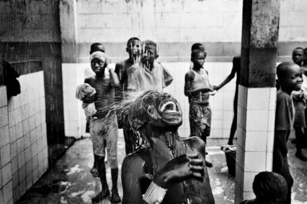 Dnyann en fakir ehri ise, Demokratik Kongo Cumhuriyeti'nin bakenti Kinshasa'dr.