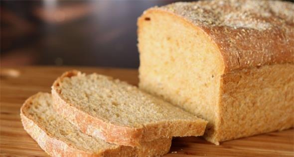 ABD&#8217;de gda gvenlii konusunda otorite kabul edilen Environmental Working Group, salkl bir yaam iin sofralardan uzak tutulmas gereken besin maddelerini aklad. Aratrmaya gre tketilmemesi gereken 10 besin maddesi yle: Koruyucu ve tatlandrc maksatla bromat asit tuzu kartrlan ekmek